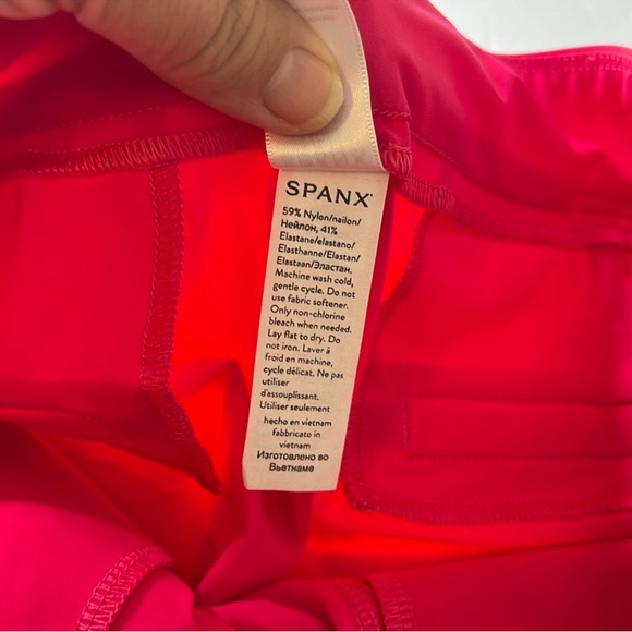 SPANX Sunshine Shorts Hibiscus Pink Size Large 6” inseam - Picture 14 of 14